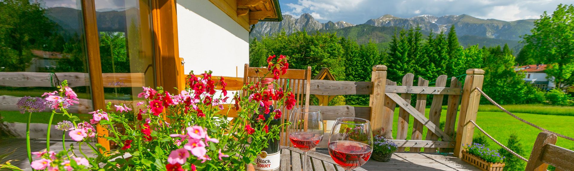 SOSNA willa góry Tatry Zakopane Kościelisko noclegi wypoczynek w Polsce